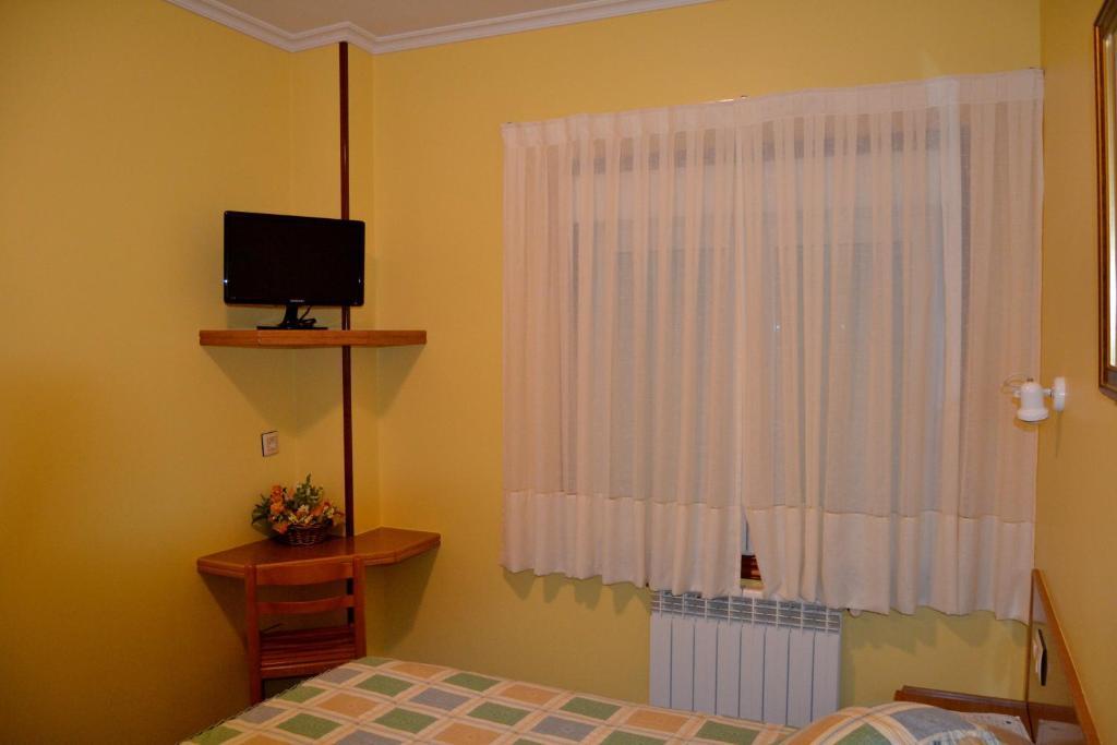 Hostal Residencia Bahia Laxe Bagian luar foto