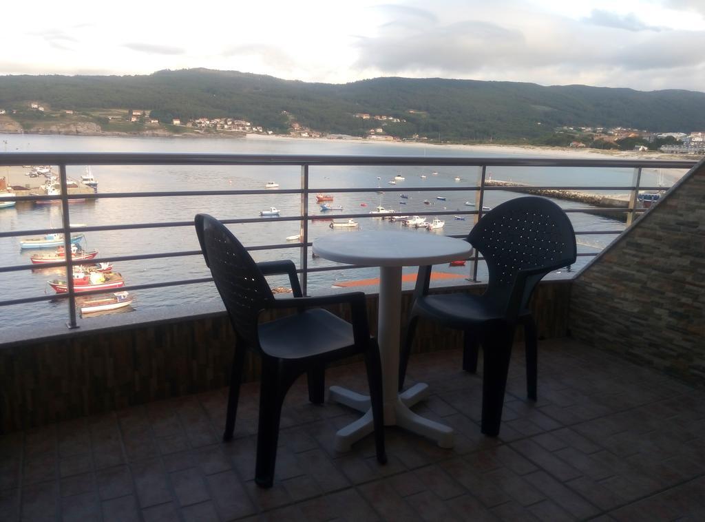 Hostal Residencia Bahia Laxe Bagian luar foto