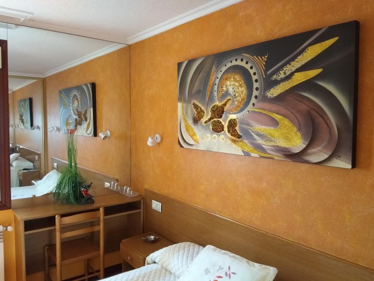 Hostal Residencia Bahia Laxe Bagian luar foto